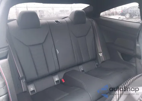 2025 BMW M4 Competition xDrive from USA, damaged, VIN WBS33HK0XSCU33996